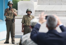 국방부 남북 장성급군사회담 31일 판문점 개최 | 한국경제 국방부 남북 장성급군사회담 31일 판문점 개최