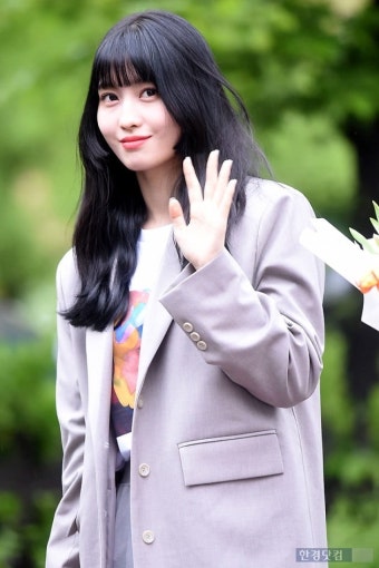 포토 트와이스 모모 귀여움 가득 | 한경닷컴 [포토] 트와이스 모모, '귀여움 가득~'