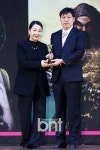 bnt포토 에스엘바이오텍 김원택 상무 이너뷰티 부문 수상K뷰티... 에스엘바이오텍 김원택 상무 이너뷰티 부문 수상(K-뷰티 메이크업 어워드)