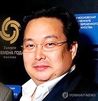 세월호 참사 유병언 회장 차남 유혁기 뉴욕 자택서 체포 | 한경닷컴 '세월호 참사' 유병언 회장 차남 유혁기 뉴욕 자택서 체포