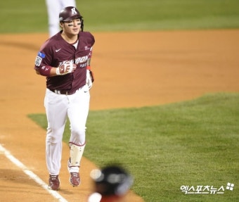박병호 포스트시즌 11호 홈런포토 | 한경닷컴 박병호 포스트시즌 11호 홈런[포토]