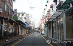 화재위험 수원역 집창촌에 폭 6ｍ 소방도로 추진 | 한국경제 화재위험 수원역 집창촌에 폭 6ｍ 소방도로 추진