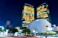 제주 최고층 복합리조트 드림타워 개장…그랜드하얏트제주 운영 | 한국경제 제주 최고층 복합리조트 드림타워 개장…그랜드하얏트제주 운영