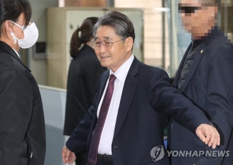 임종석 주사파·빨갱이 지칭 지만원 상대 손배소 승소 | 한경닷컴 임종석, '주사파·빨갱이 지칭' 지만원 상대 손배소 승소