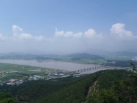 김포 문수산에 올라 강 건너 북녘을... | 한국경제 김포 문수산에 올라 강 건너 북녘을...