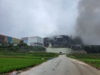 사진전소 직전의 쿠팡 덕평물류센터 | 한국경제TV 사진전소 직전의 쿠팡 덕평물류센터