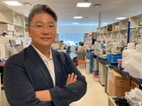 플럼라인 세상에 없는 반려견 DNA 항암제 도전 | 한국경제 플럼라인 세상에 없는 반려견 DNA  항암제 도전