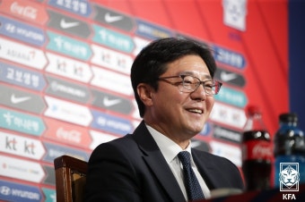 U23 대표팀 맡은 황선홍 A대표 감독 되기 위한 검증 받겠다 | 한경닷컴 U-23 대표팀 맡은 황선홍 