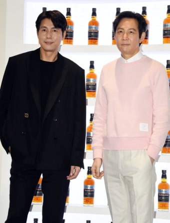 공식 이정재X정우성 출장 십오야2 나영석 PD 만나나…출연 논의 중 | 텐아시아 [공식] 이정재X정우성, '출장 십오야2' 나영석 PD 만나나…
