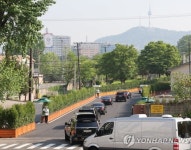 8분 걸린 尹대통령 서초-용산 출근길…일부 차량 통제 | 한국경제 8분 걸린 尹대통령 서초-용산 출근길…일부 차량 통제