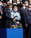 BizⓝCEO 이진산업‥한솥밥경영으로 이직률 제로 실현 | 한경닷컴 [BizⓝCEO] 이진산업‥한솥밥경영으로 이직률 제로 실현