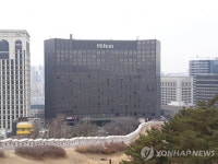 영업종료 앞둔 밀레니엄 힐튼 정규직 직원 80%, 호텔 떠난다 | 한국경제 영업종료 앞둔 밀레니엄 힐튼 정규직 직원 80%, 호텔 떠난다