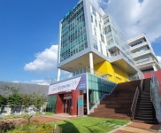 아이빌에서 안경산업 도약을 꿈꾼다 | 한국경제 [통통 지역경제] 아이빌에서 안경산업 도약을 꿈꾼다