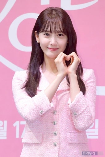 [포토] 임윤아, '예쁘게 하트~' | 한국경제TV [포토] 임윤아, '예쁘게 하트~'