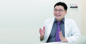 김경원 서울아산병원 영상의학과 교수 100개 넘는 임상 프로그램 가동, 국산 신약 글로벌 진출 돕는다” | 한국경제 [임상명의를 찾아서] 김경원... 