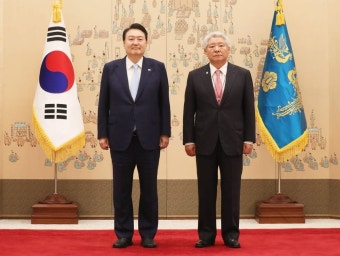 채용비리 정조준한 김홍일 권익위…尹 강조 공정채용 추진 | 한국경제 채용비리 정조준한 '김홍일 권익위'…