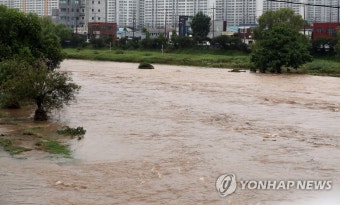 호우 경보 발령, 광주·전남도 최대 86mm 폭우로 피해 속출