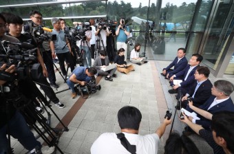 이화영 입 막으려는 민주당 회유협박은 명백한 사법방해 | 한국경제TV  이화영 입 막으려는 민주당 회유협박은 명백한 사법방해