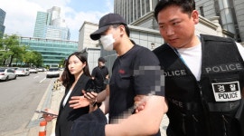 신림역서 20명 살인 예고 20대 검찰 송치 | 한국경제TV 신림역서  20명 살인 예고 20대  검찰 송치