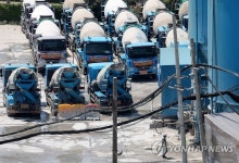 14년 동결 레미콘 트럭수 2년더 묶는다…건설경기 부진 반영(종합) | 한국경제 14년 동결 레미콘 트럭수 2년더 묶는다…건설경기 부진 반영... 