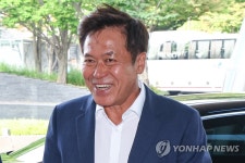 SK하이닉스, 구내식당 급식업체로 삼성웰스토리 선정…13년만 | 한국경제 SK하이닉스, 구내식당 급식업체로 삼성웰스토리 선정…13년만