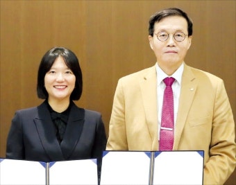 이창용 시끌벅적한 중앙 돼야네이버삼성과도 손잡은 한은 강진규의 BOK워치 | 한국경제TV 이창용 시끌벅적한 중앙 돼야네이버삼성과도...