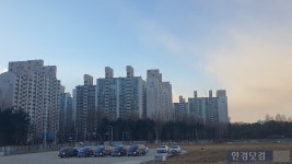 삼성맨 대단하네…10억 수원 아파트에 놀라운 소식 터졌다 | 한국경제 삼성맨 대단하네…10억 수원 아파트에 놀라운 소식 터졌다
