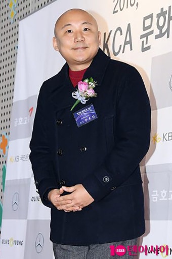 주호민 子특수교사와 무관한 역린 이선균 언급…여론전 펼치나TEN스타필드 | 텐아시아 주호민, 子특수교사와 무관한 '역린' 이선균 언급...