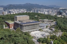 반공 방파제’ 자유센터, 공연거점 된다…국립극장과 남산공연예술벨트’ 구축 | 한국경제 ‘반공 방파제’ 자유센터, 공연거점 된다... 