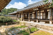 2000년 전 가야가 잠들어있는 곳, 함안으로 | 한국경제 2000년 전 가야가 잠들어있는 곳, 함안으로