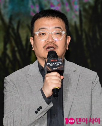 종합 이정현 출산 후 14kg 감량→3개월만 액션 촬영 연상호 감독께 감사해 기생수 | 텐아시아 [종합] 이정현, 출산 후 14kg 감량→3개월만 액션...