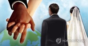 국제결혼 뒤 돈부터 줘…노총각 울린 베트남 신부 징역형 | 한국경제 국제결혼 뒤 돈부터 줘…노총각 울린 베트남 신부 징역형