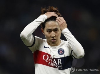 스포츠(PSG 이강인, 3번째 우승 트로피 도전…음바…) | 한국경제 [고침] 스포츠(PSG 이강인, 3번째 우승 트로피 도전…음바…)