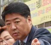 오은택 부산 남구청장 산업은행 부산 이전은 양보할 수 없어 | 한국경제 오은택 부산 남구청장 산업은행 부산 이전은 양보할 수 없어