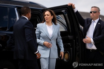 43% vs 42%…美대선 해리스, 트럼프 오차범위내 앞서 | 한국경제 