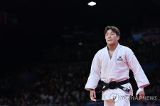 유도 이준환, 세계랭킹 1위 꺾고 올림픽 남자 81급 동메달 | 한국경제 유도 이준환, 세계랭킹 1위 꺾고 올림픽 남자 81급 동메달