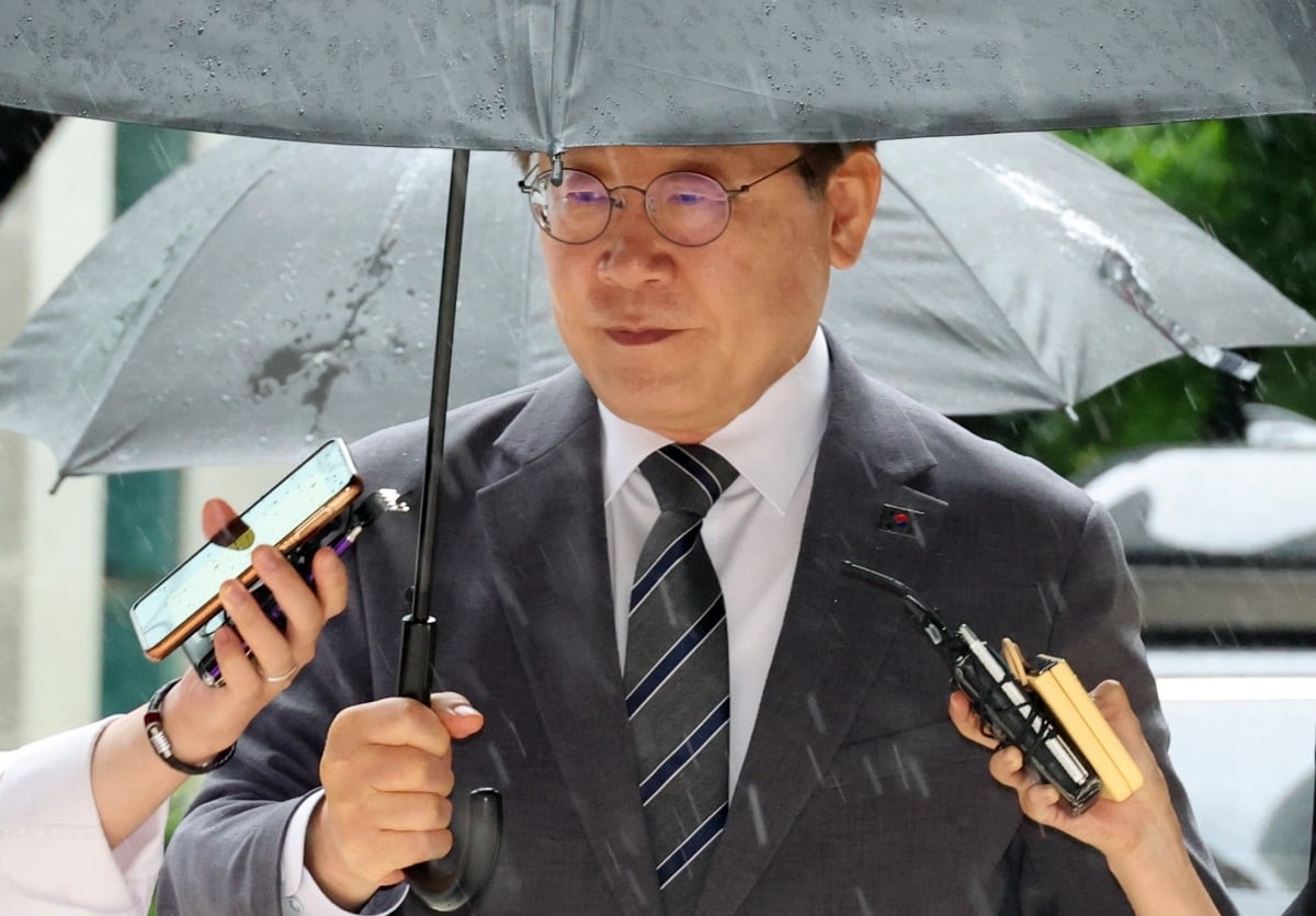 윤석열 대통령과 이재명 대표의 재판장 유임 결정, 대장동 형사재판 중앙지법에서 계속 진행