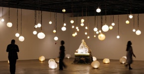 30돌 맞은 광주비엔날레 … 공간을 울리는 소리의 미학 | 한국경제 30돌 맞은 광주비엔날레 … 공간을 울리는 소리의 미학