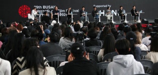 액션부터 색감까지… 방구석 1열보단 극장이 어울리는 전, 란’ | 한국경제 액션부터 색감까지… 방구석 1열보단 극장이 어울리는 ‘전, 란’