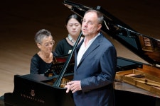 시와 음악의 이중주 … 두 리트 가수가 노래한 슈베르트의 겨울나그네 | 한국경제 시와 음악의 이중주 … 두 리트 가수가 노래한 슈베르트의... 