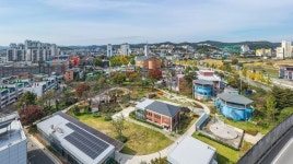 물이 흐르던 자리에 예술이 흐른다, 조치원문화정원의 변신 | 한국경제 물이 흐르던 자리에 예술이 흐른다, 조치원문화정원의 변신