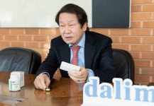 다림그룹 칼슘제, 갑상선약, 여성용 제품으로 올 매출 1500억 돌파” | 한국경제 다림그룹 칼슘제, 갑상선약, 여성용 제품으로 올 매출 1500억... 