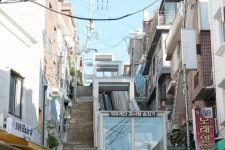 앙드레 가뇽, 한강, 그리고 유발 하라리…우리를 기꺼이 연결하는 것들 | 한국경제 앙드레 가뇽, 한강, 그리고 유발 하라리…우리를 기꺼이... 