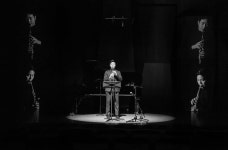 클라리넷의 마법사, 김한의 분신술 | 한국경제 클라리넷의 마법사, 김한의 분신술