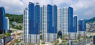 송도해수욕장 품은 e편한세상 송도 더퍼스트비치…선착순 계약 나서볼까 | 한국경제 송도해수욕장 품은 'e편한세상 송도 더퍼스트비치'…선착순... 