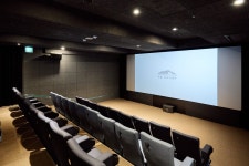 책과 빵, 그리고 예술영화…더숲에서 머무는 시간 | 한국경제 책과 빵, 그리고 예술영화…더숲에서 머무는 시간