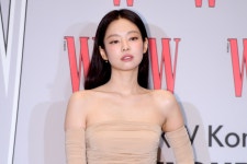 블랙핑크 제니는 내 딸 주장하더니…친부 사칭범 결국 | 한국경제 블랙핑크 제니는 내 딸 주장하더니…친부 사칭범 결국