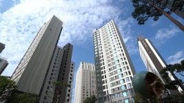 3일 내 쿠르드 원유 수출 재개…하루 45만배럴 시장에 나온다 | 한국경제 3일 내 쿠르드 원유 수출 재개…하루 45만배럴 시장에 나온다... 