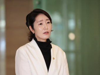 여야 대립 속 강선우 여성가족부 장관 후보자 청문회 파행.. 망가진 변기 비데 문제 논란