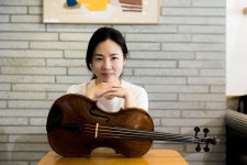 다시 태어나도 비올리스트 한국인 최초 베를린필 종신 단원 박경민 | 한국경제 다시 태어나도 비올리스트 한국인 최초 베를린필 종신 단원 박경민